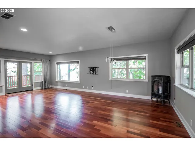 $749,000 | 278 Rockridge Court, Eugene, OR 97405