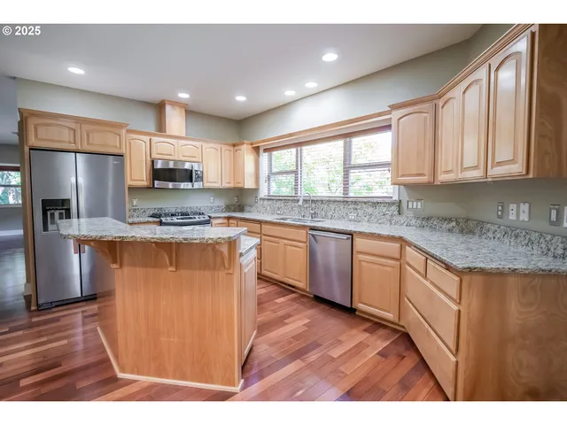 $749,000 | 278 Rockridge Court, Eugene, OR 97405