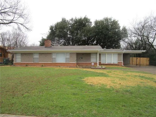 $1,895 | 2344 Linda Lane, Fort Worth, TX 76119