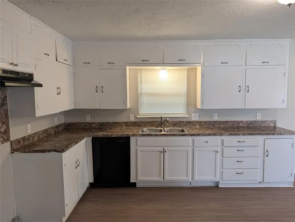 $1,895 | 2344 Linda Lane, Fort Worth, TX 76119