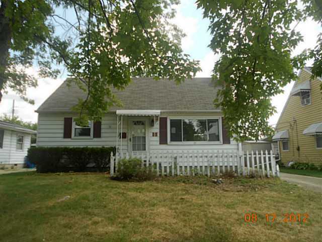 626 Roth Avenue Columbus, OH 43228 - Photo 1 of 8 Gallery Image 1