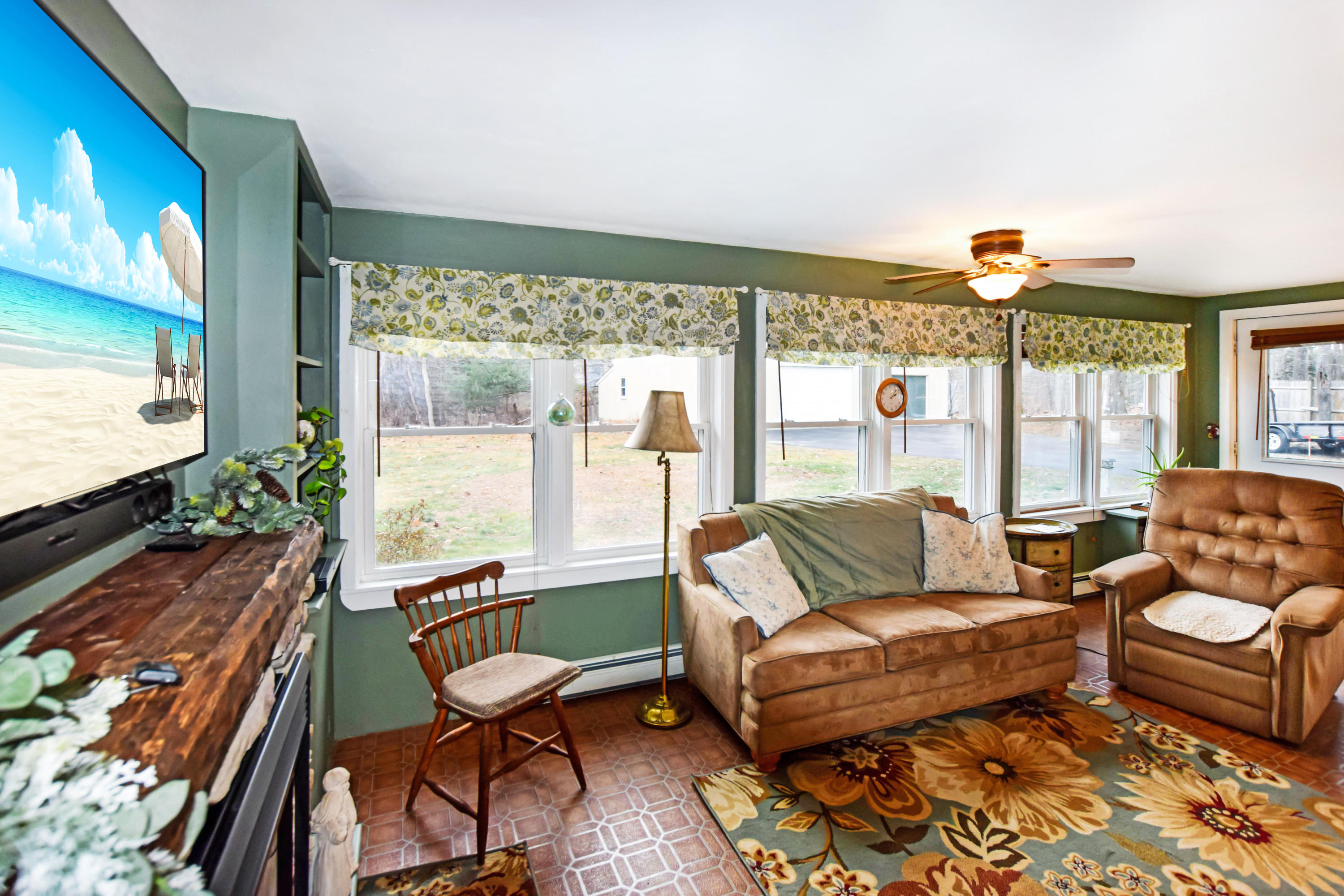 1185 State Road Eliot, ME 03903 - Photo 25 of 58 DSC_029234 Brixham Rd