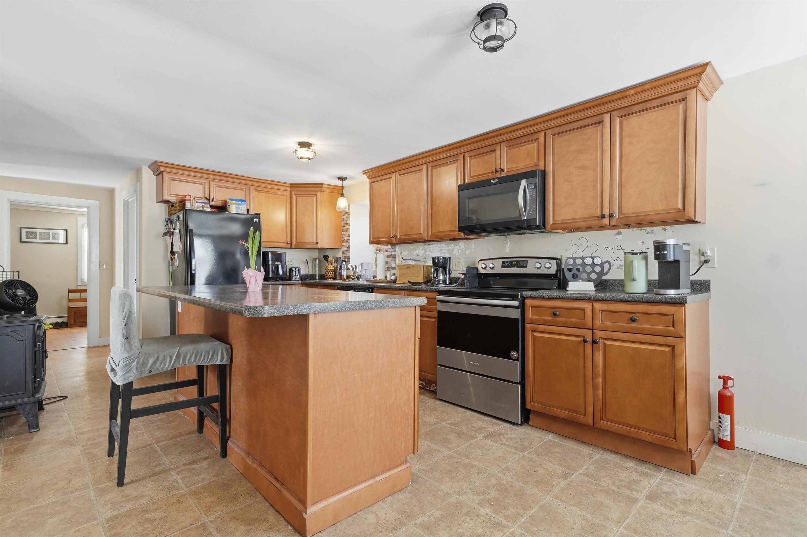 151 Walton Road Seabrook, NH 03874 - Photo 6 of 40 Gallery Image 6