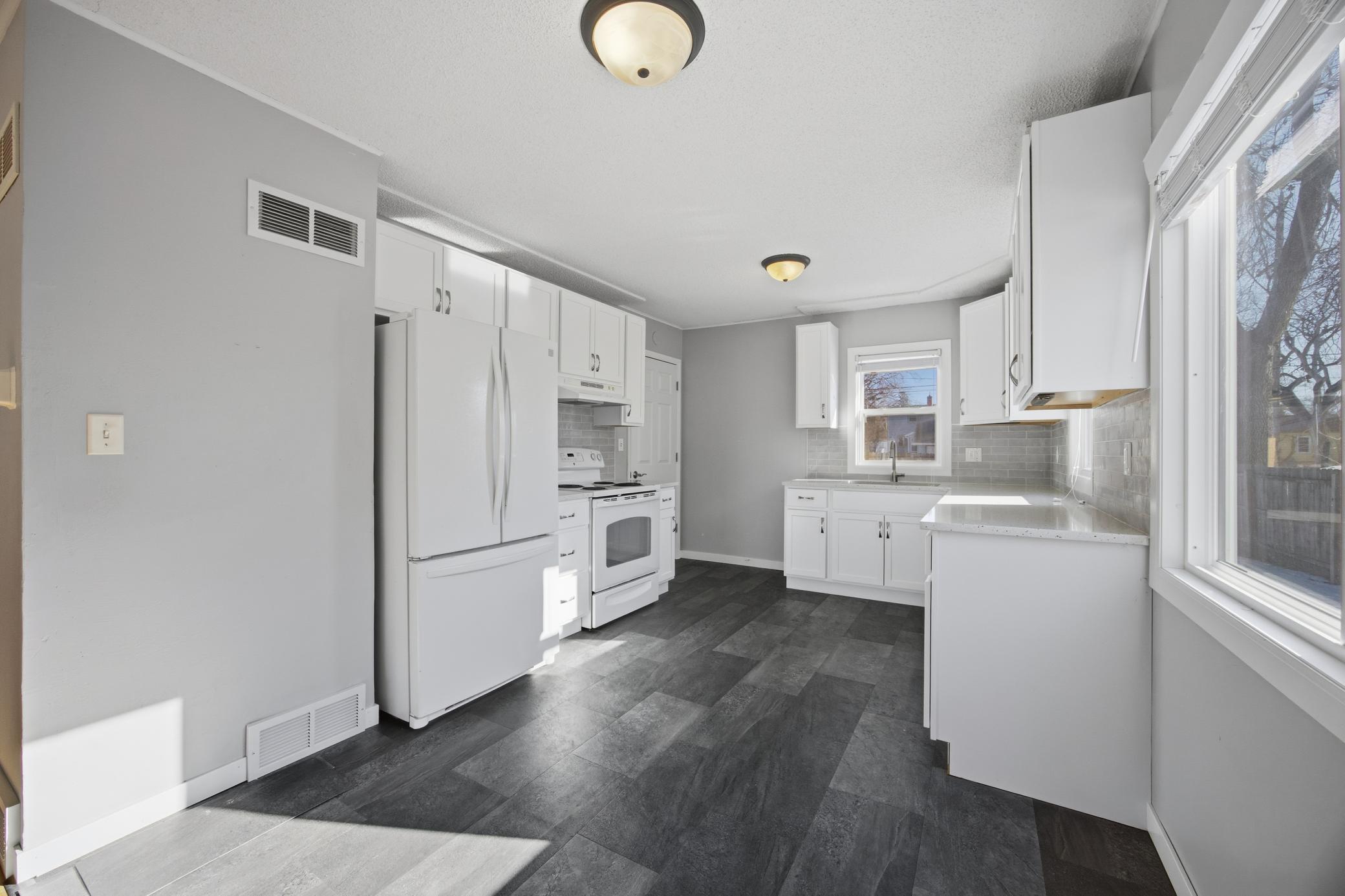 1451 12th Street North Fargo, ND 58102 - Photo 19 of 35