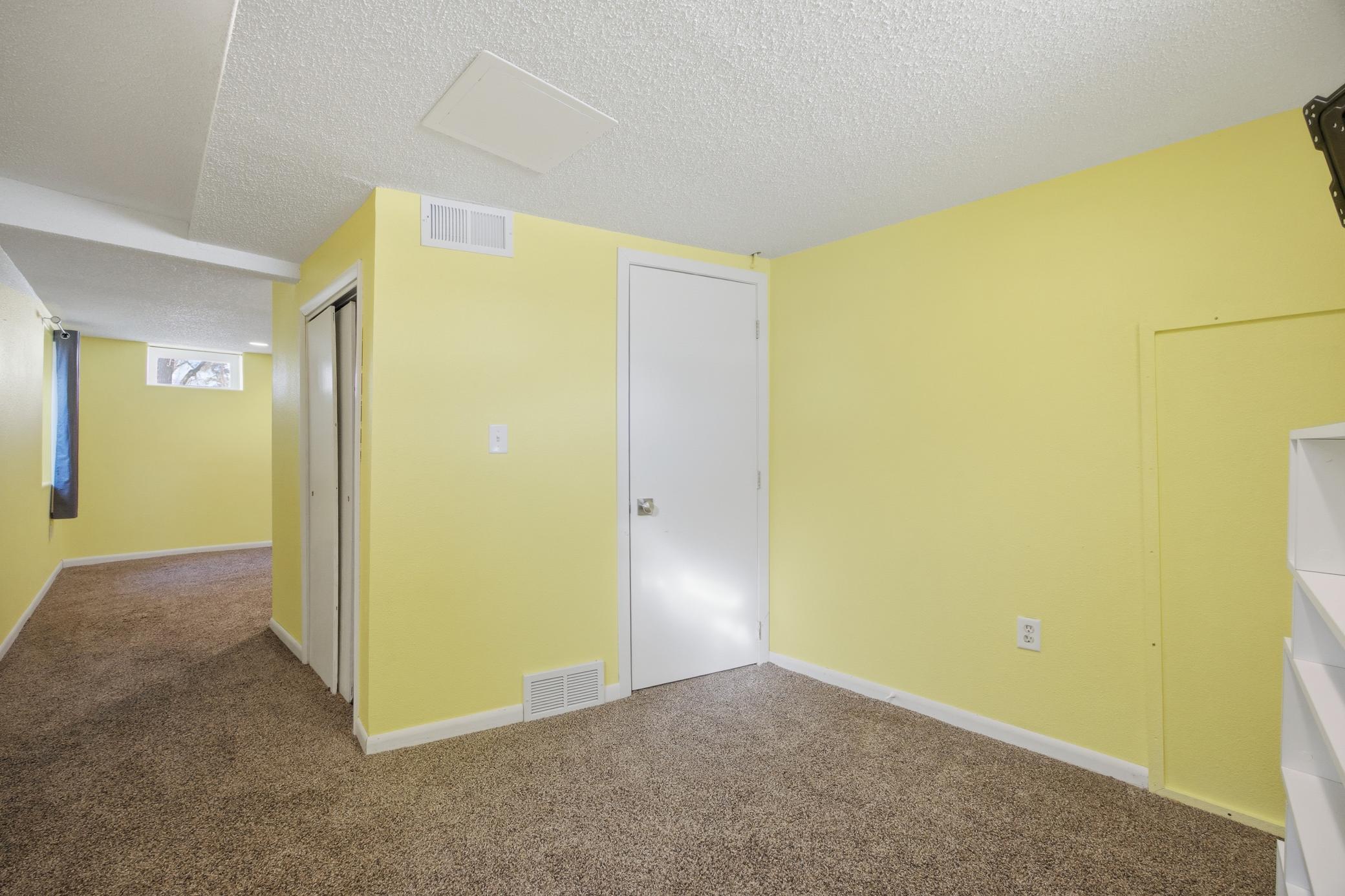 1451 12th Street North Fargo, ND 58102 - Photo 32 of 35