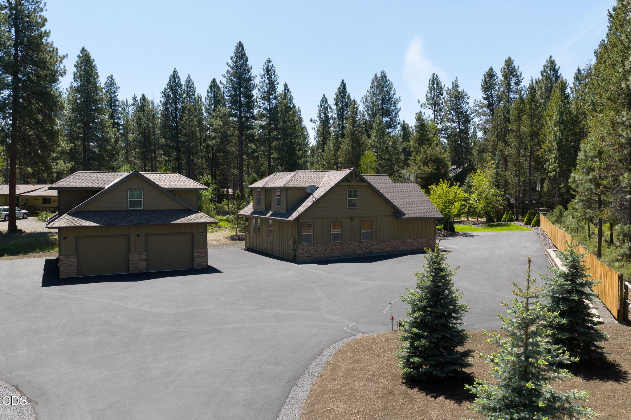 16969 Spring River Road Bend, OR 97707 - Photo 51 of 53
