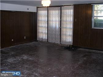 11990 Lockart Road Philadelphia, PA 19116 - Photo 11 of 12 Basement