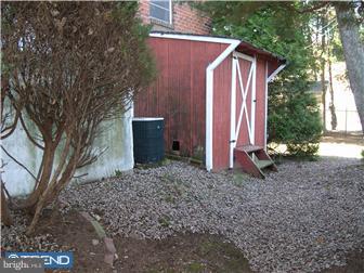 11990 Lockart Road Philadelphia, PA 19116 - Photo 12 of 12 Exterior Side
