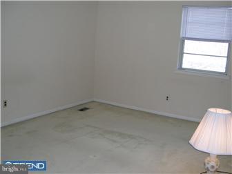 11990 Lockart Road Philadelphia, PA 19116 - Photo 7 of 12 Bedroom - Main