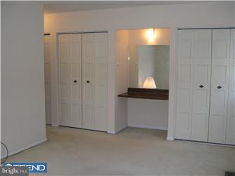 11990 Lockart Road Philadelphia, PA 19116 - Photo 8 of 12 Bedroom - Main