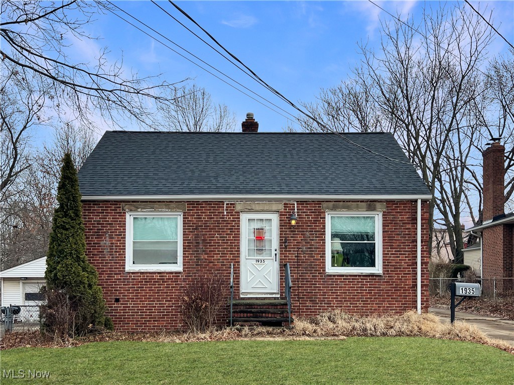 1935 Rockefeller Road Wickliffe, OH 44092 - Photo 1 of 17 Gallery Image 1