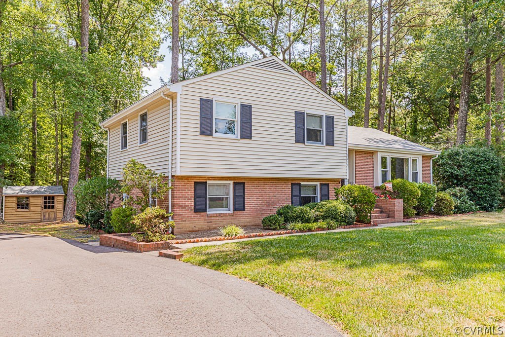 3015 Birchbrook Road Henrico, VA 23228 - Photo 3 of 40 Gallery Image 3