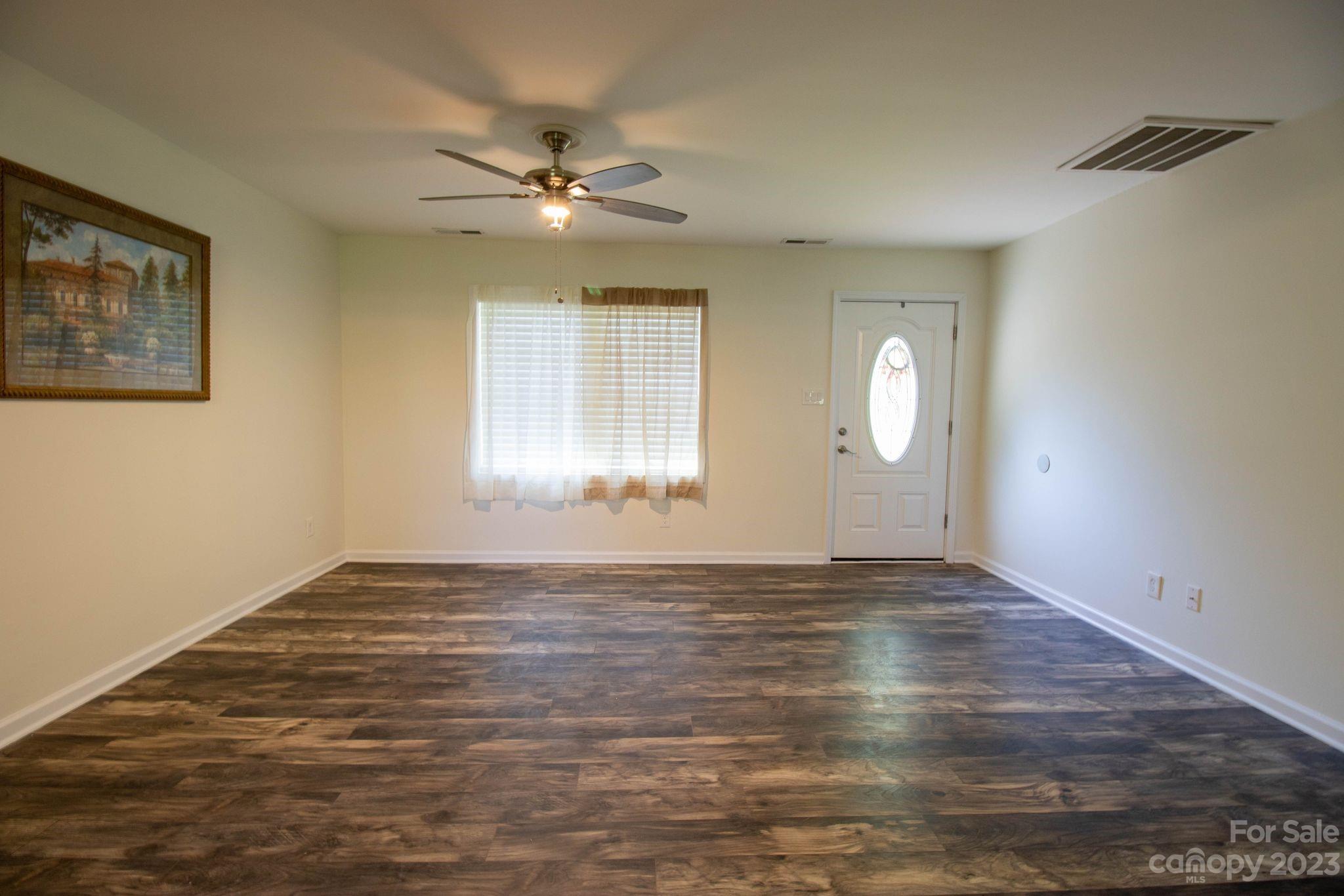 951 Mazeppa Road Mooresville, NC 28115 - Photo 3 of 14