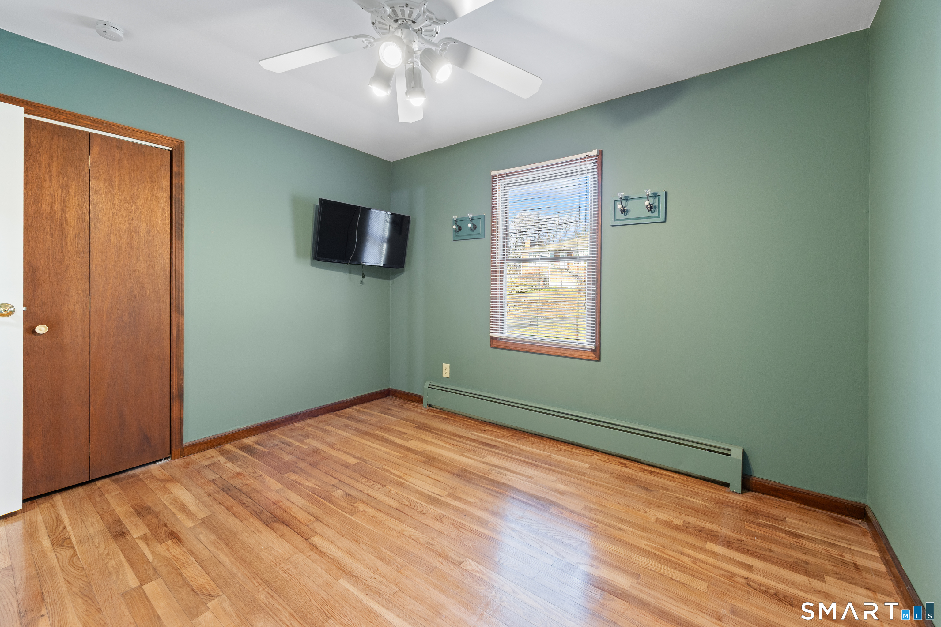 32 Sandy Lane Wolcott, CT 06716 - Photo 13 of 36