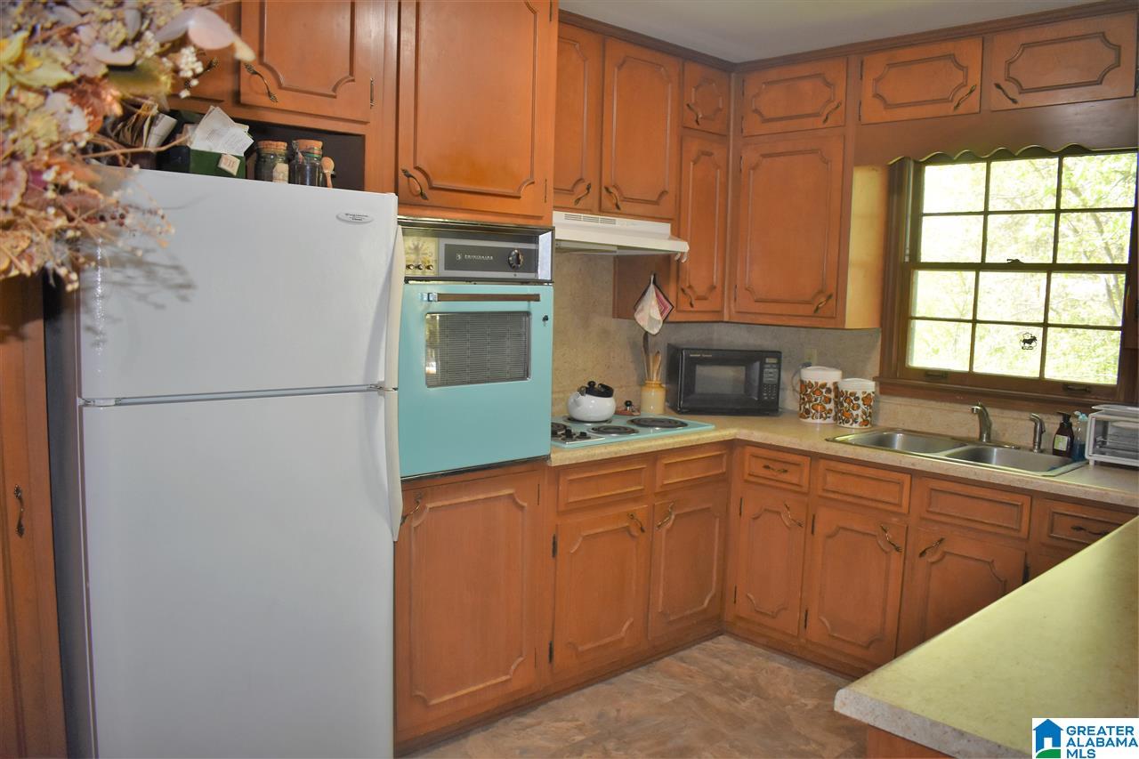 2404 5th Street Northwest Birmingham, AL 35215 - Photo 34 of 37