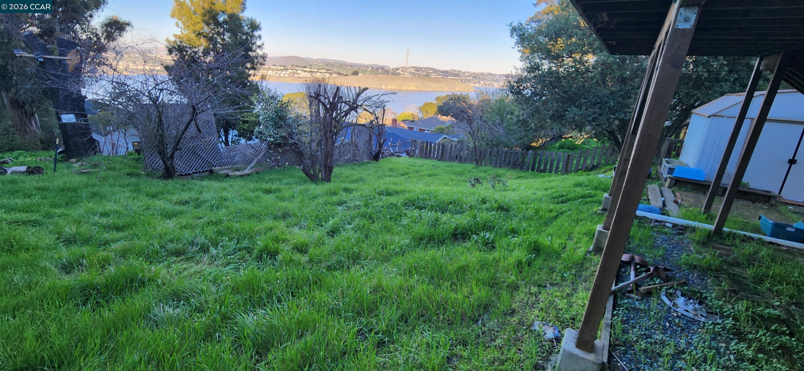 444 Edwards Street Crockett, CA 94525 - Photo 4 of 5