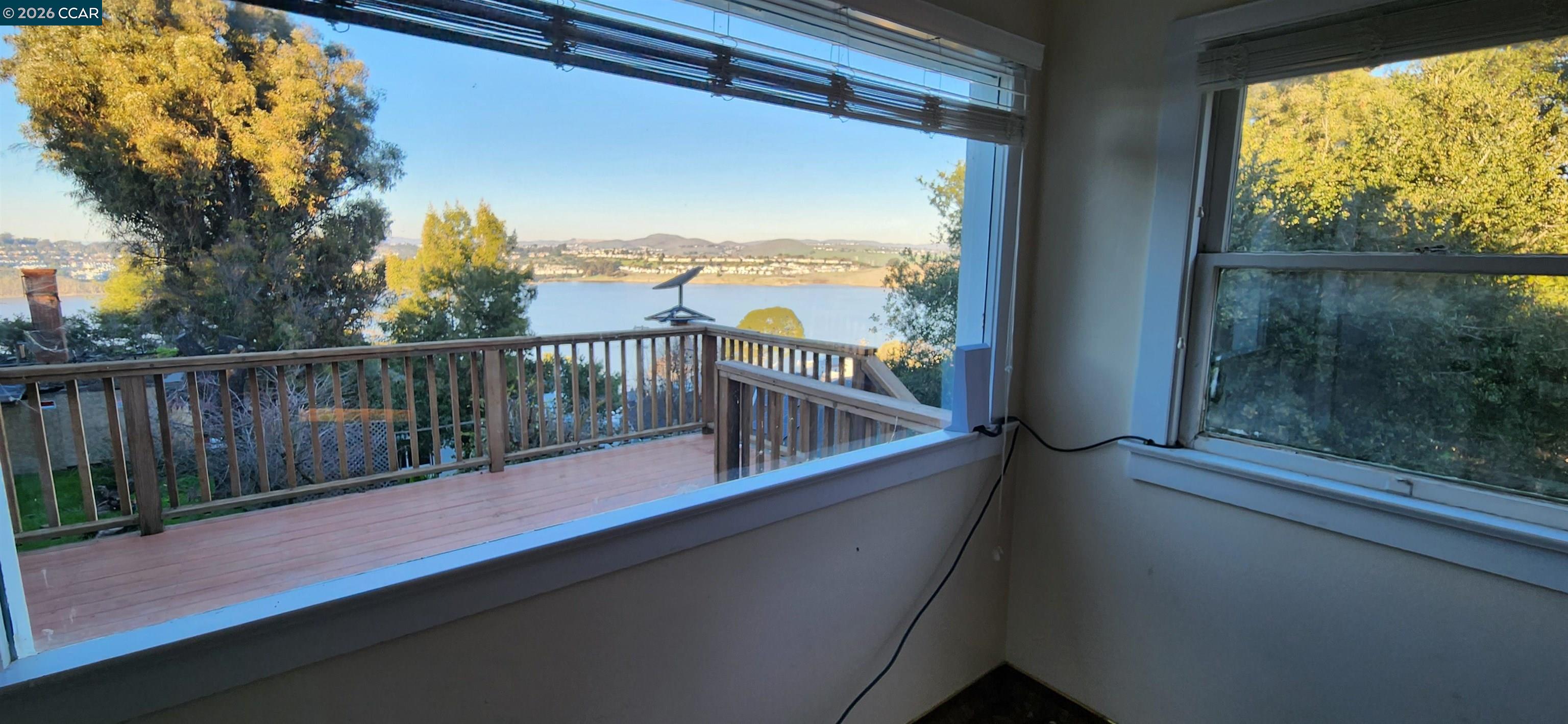 444 Edwards Street Crockett, CA 94525 - Photo 5 of 5