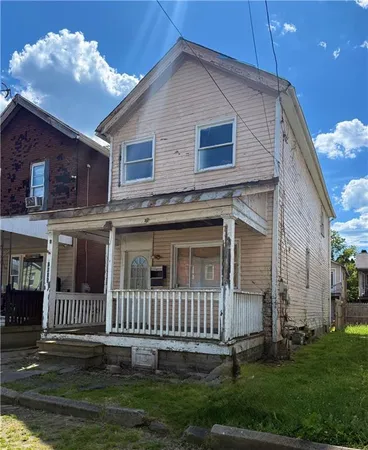 $41,900 | 1805 4th Avenue, Beaver Falls, PA 15010
