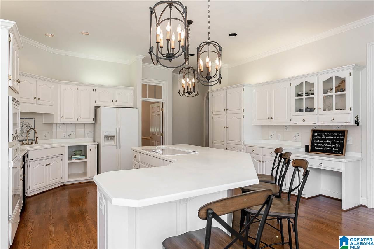 2108 Hickory Ridge Circle Birmingham, AL 35243 - Photo 15 of 50