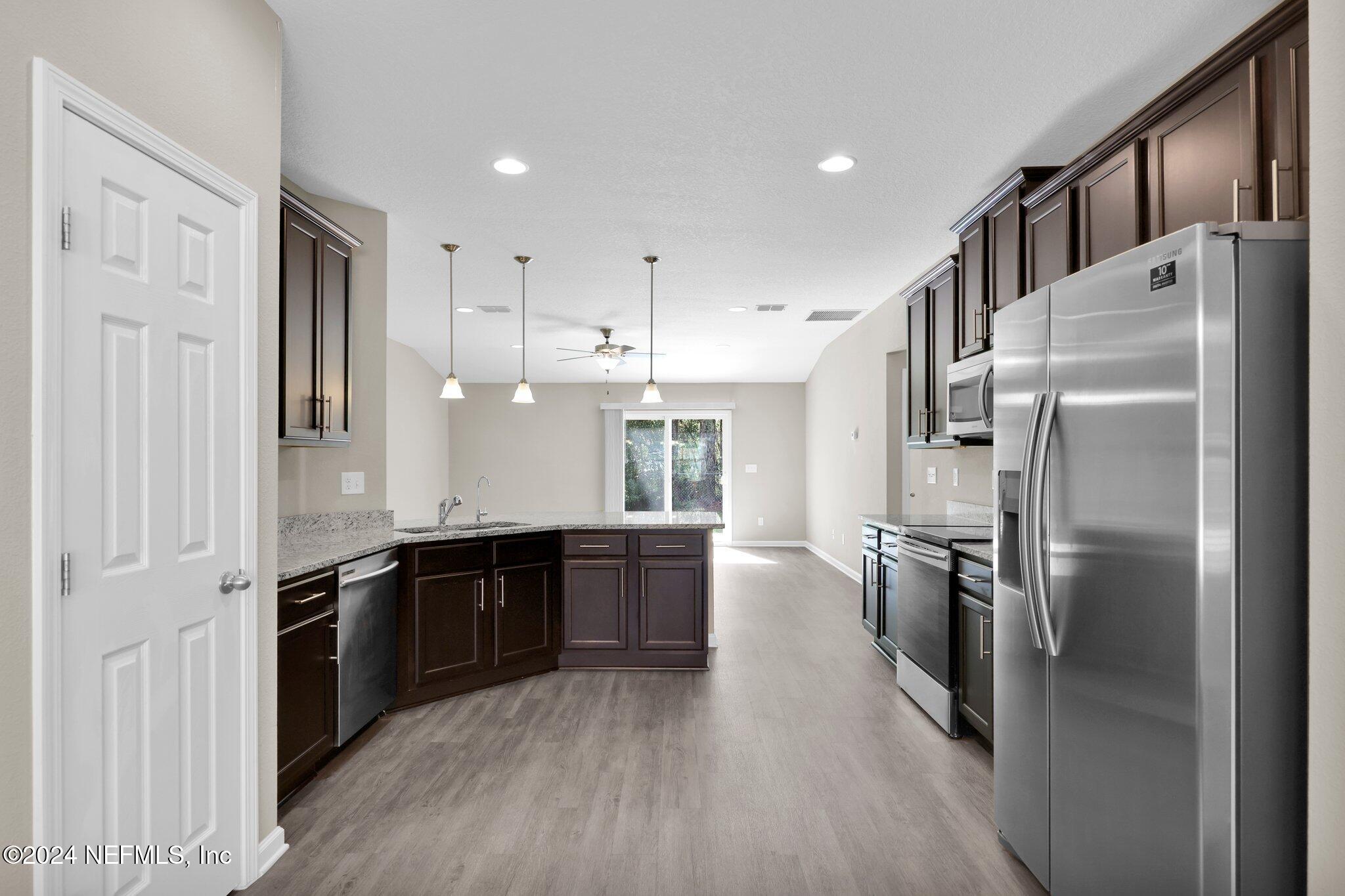 5340 Bedford Road Jacksonville, FL 32207 - Photo 10 of 44 Kitchen