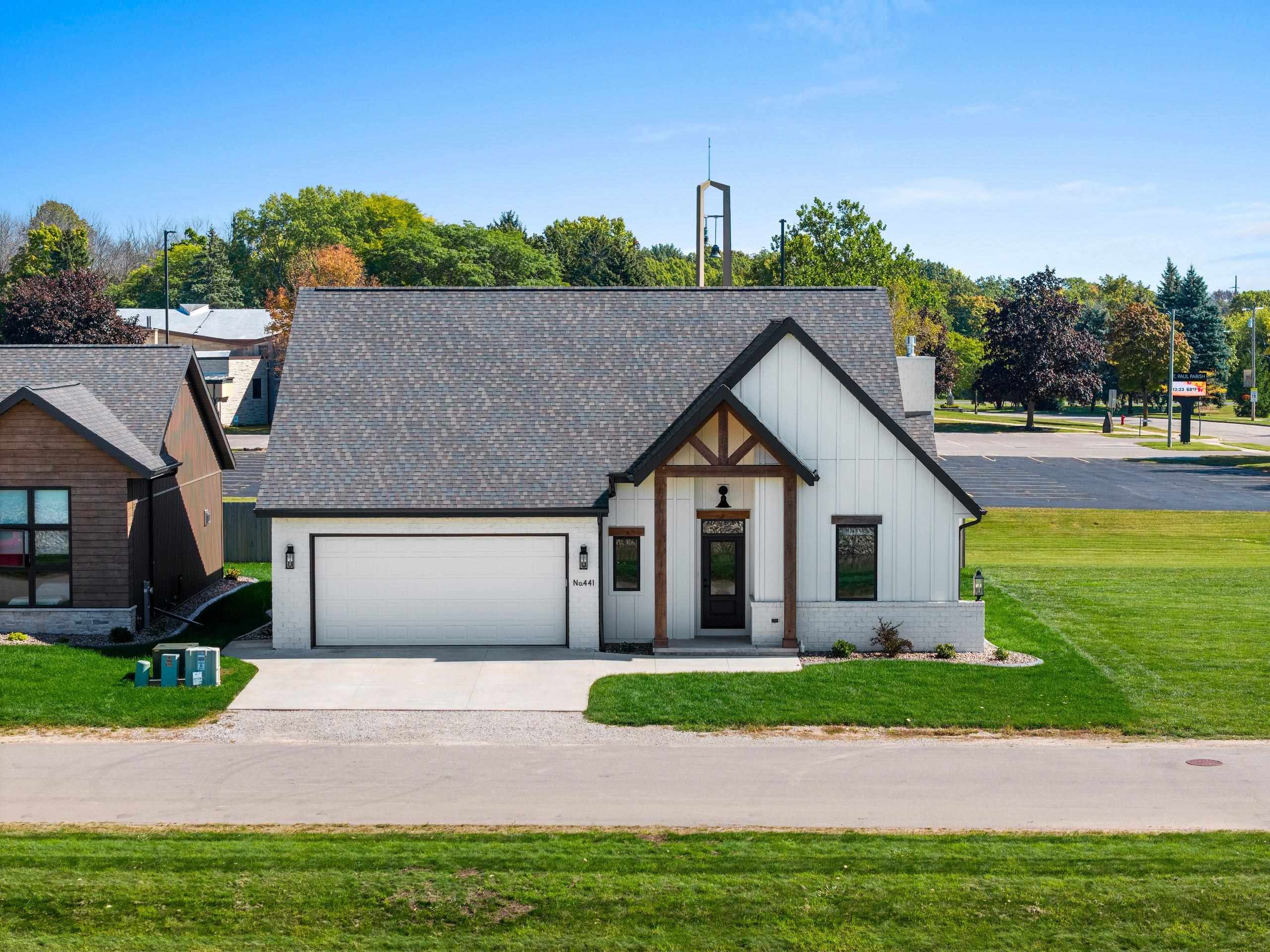 441 Riverview Ridge Place Combined Locks, WI 54113 - Photo 50 of 61 Gallery Image 50