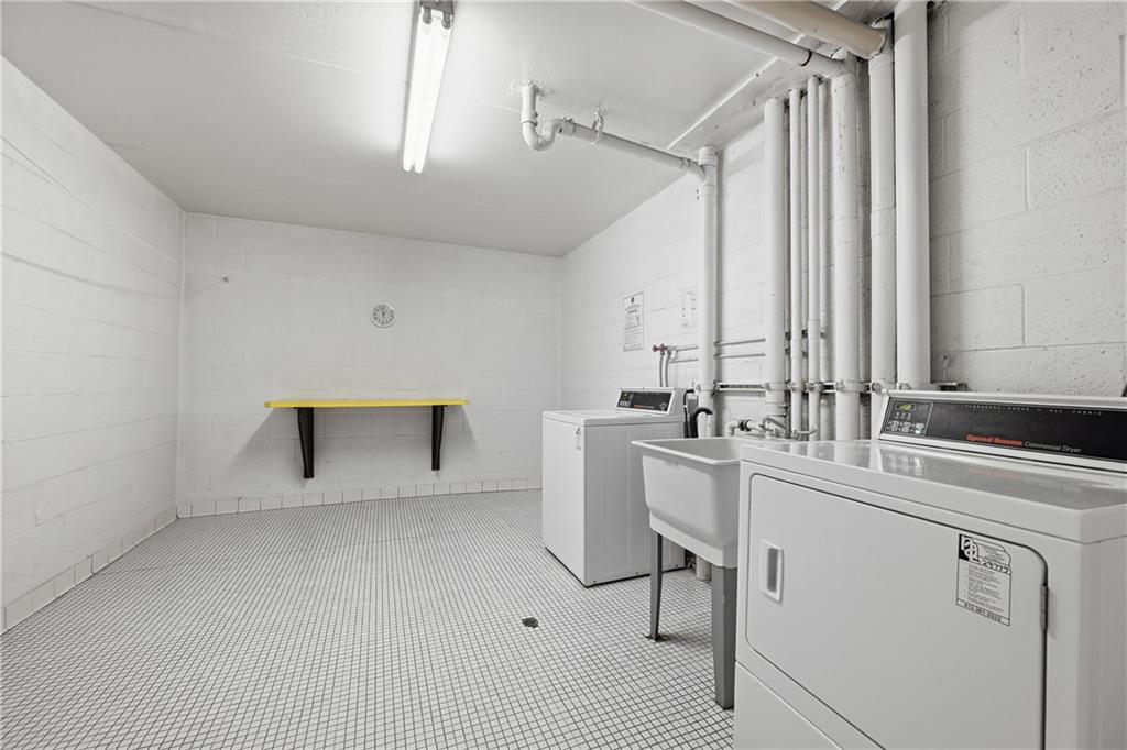 2160 Greentree Road, Unit 705W Pittsburgh, PA 15220 - Photo 24 of 30