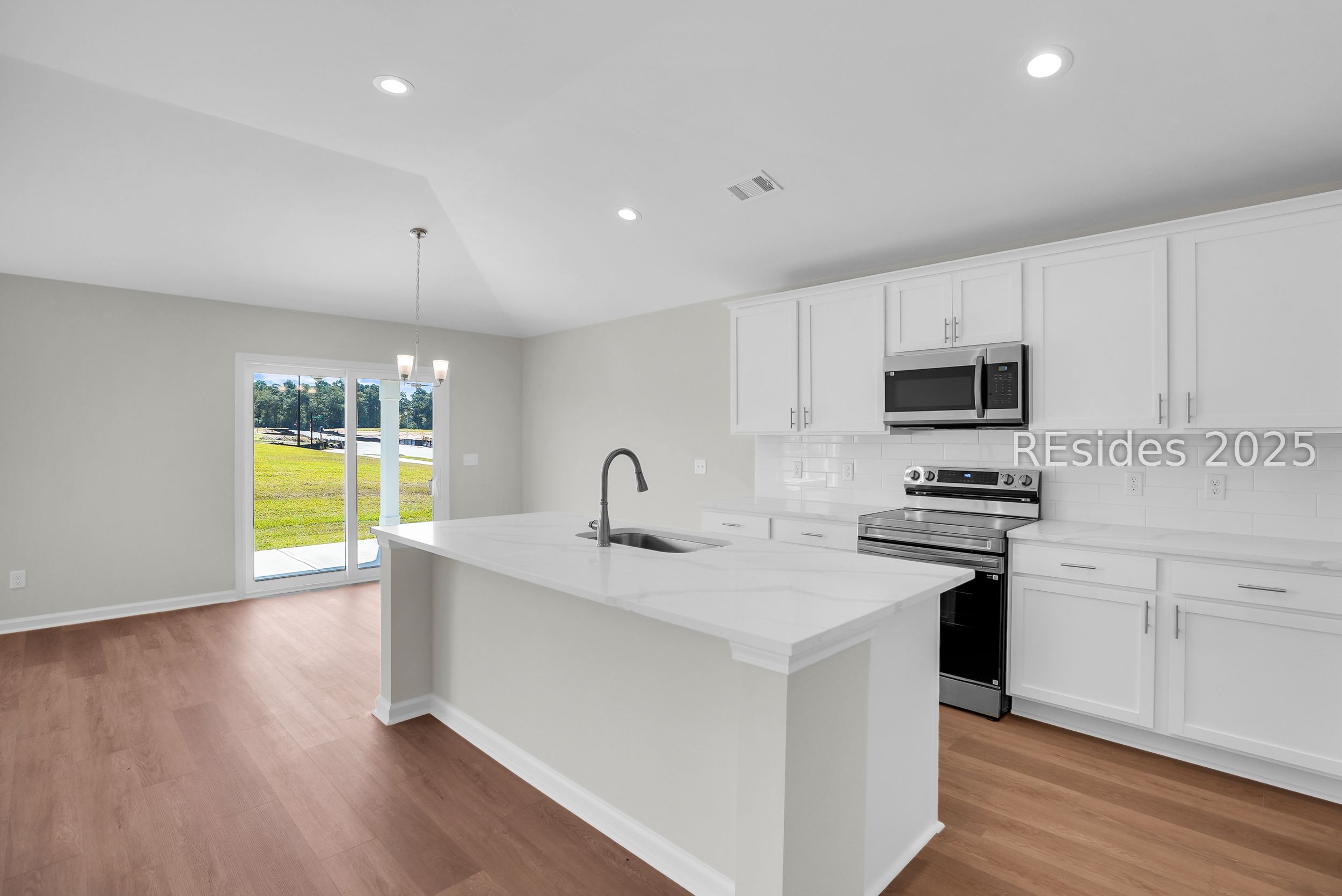 115 Founders Walk Bluffton, SC 29910 - Photo 4 of 22 Stock photos shown; to be similar not identical.