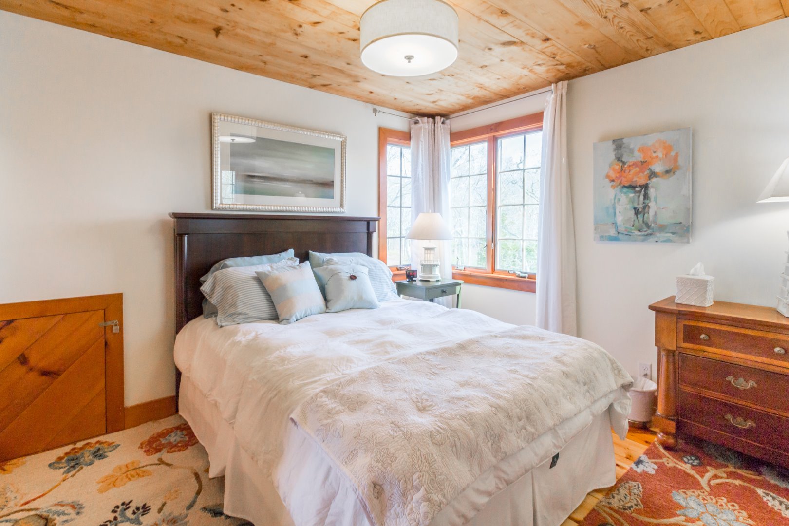 37 Edgartown Meadows Road Edgartown, MA 02539 - Photo 30 of 38 a bedroom with a bed and a window