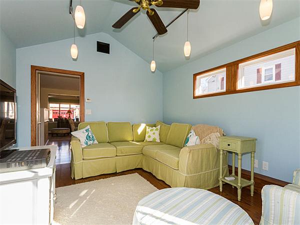 35 Beaver Brook Road Waltham, MA 02452 - Photo 11 of 23 Gallery Image 11
