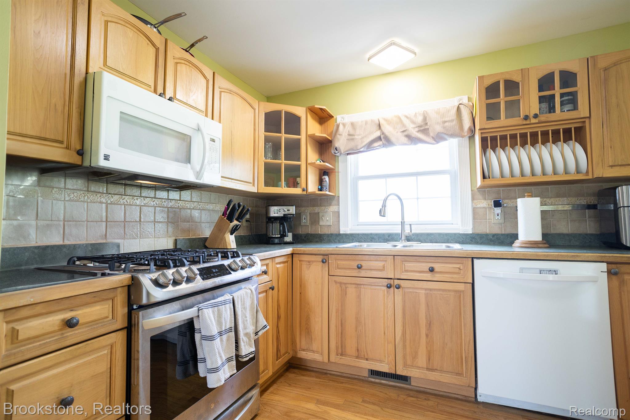 873 Minor Road Memphis, MI 48041 - Photo 7 of 38 Gallery Image 7