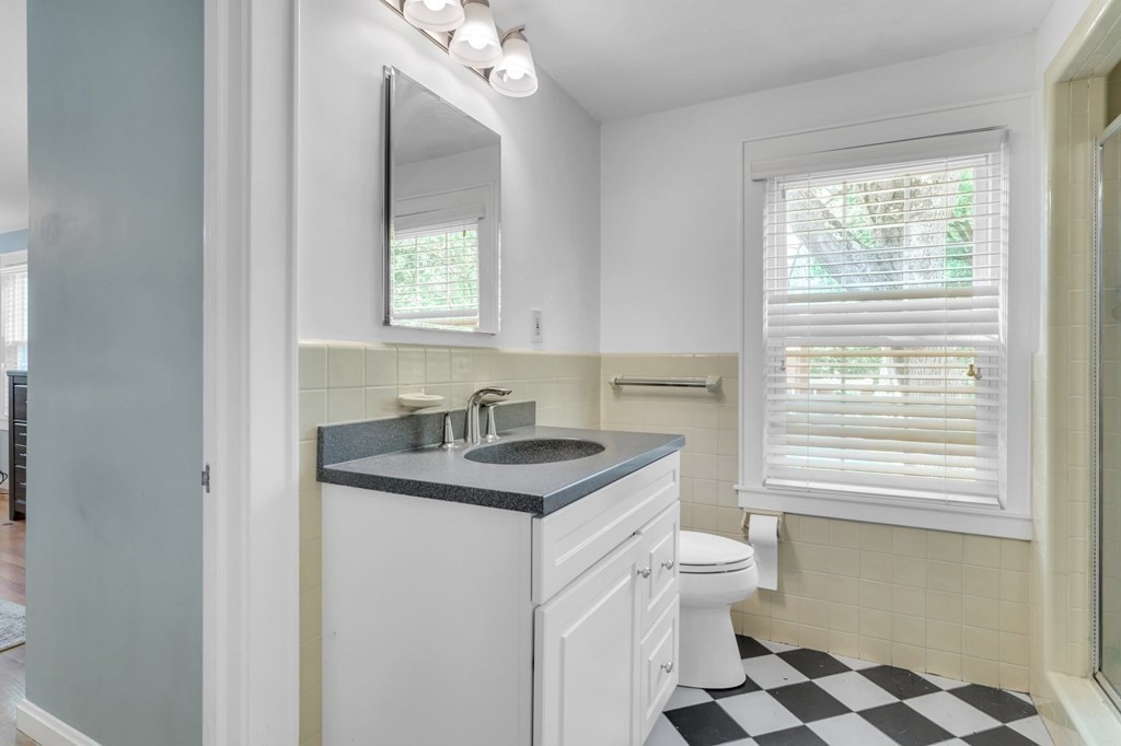 76 Meadowbrook Road Longmeadow, MA 01106 - Photo 25 of 42 Gallery Image 25