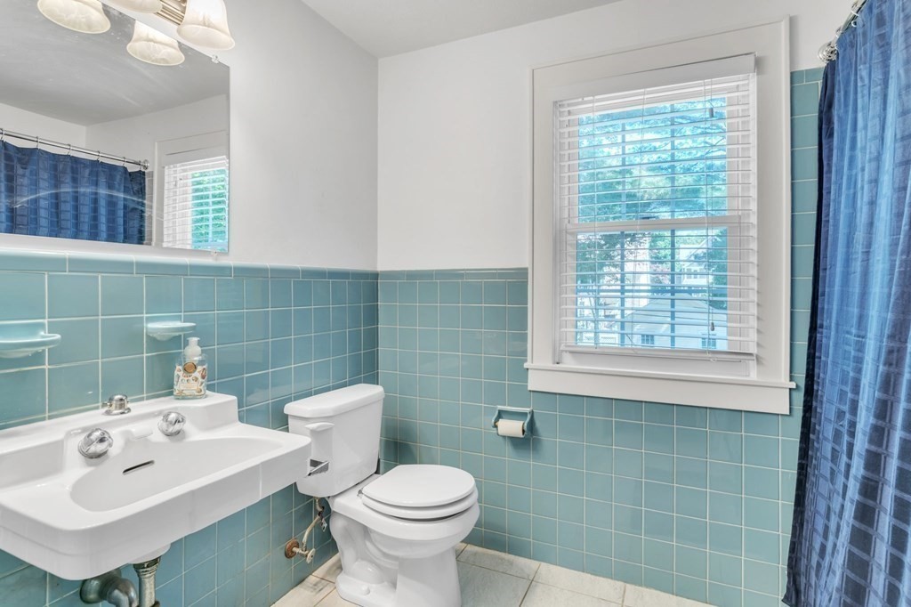 76 Meadowbrook Road Longmeadow, MA 01106 - Photo 30 of 42 Gallery Image 30