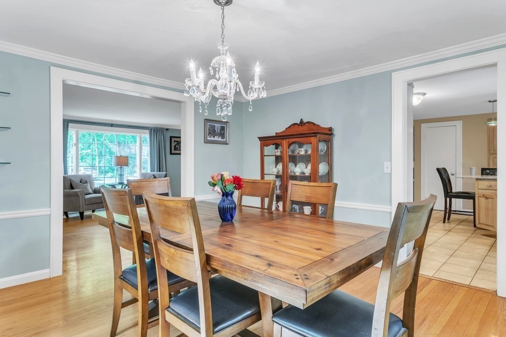 76 Meadowbrook Road Longmeadow, MA 01106 - Photo 7 of 42 Gallery Image 7