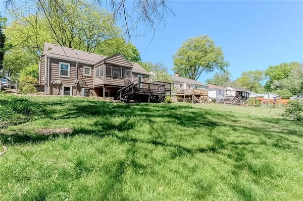 $280,000 | 5721 Walmer Street, Mission, KS 66202