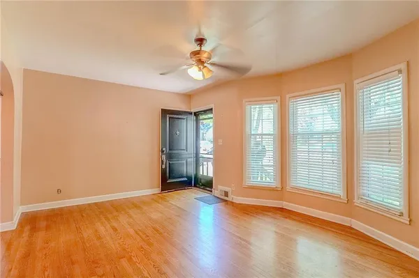 $280,000 | 5721 Walmer Street, Mission, KS 66202
