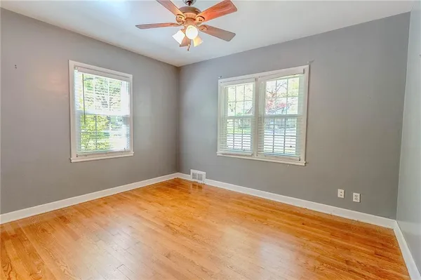 $280,000 | 5721 Walmer Street, Mission, KS 66202