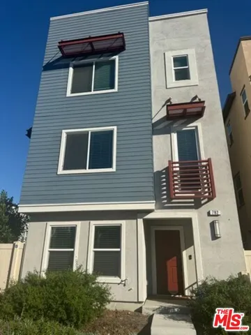 $6,500 | 782 Daniel Freeman Circle, Inglewood, CA 90301