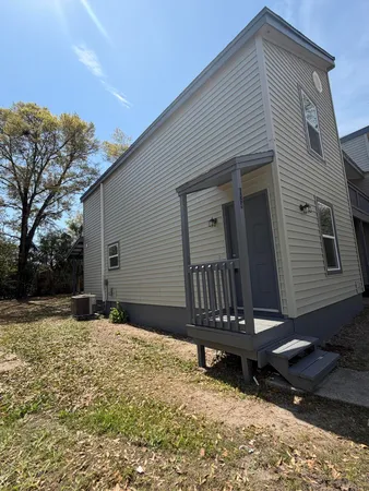 $1,195 | 124 Hampton Drive, Crestview, FL 32539
