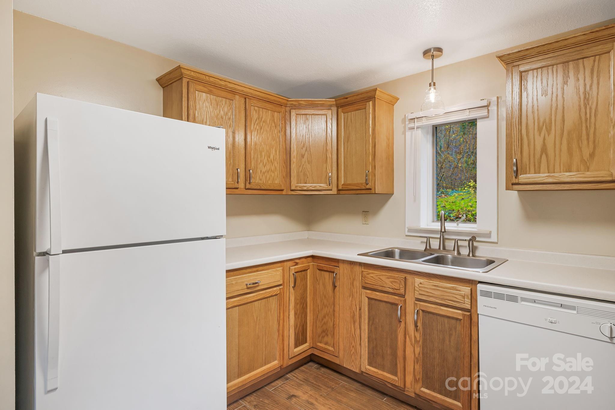 730 Silver Mill Road Marshall, NC 28753 - Photo 11 of 32