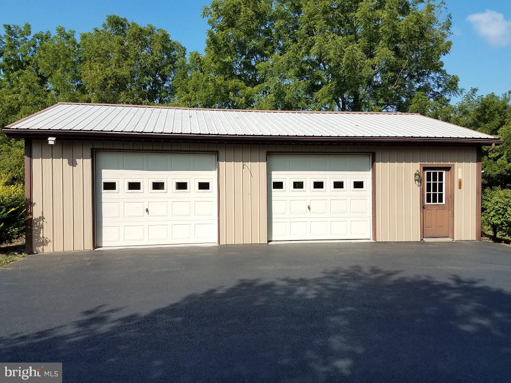 1010 Creek Road Carlisle, PA 17015 - Photo 22 of 26 Gallery Image 22