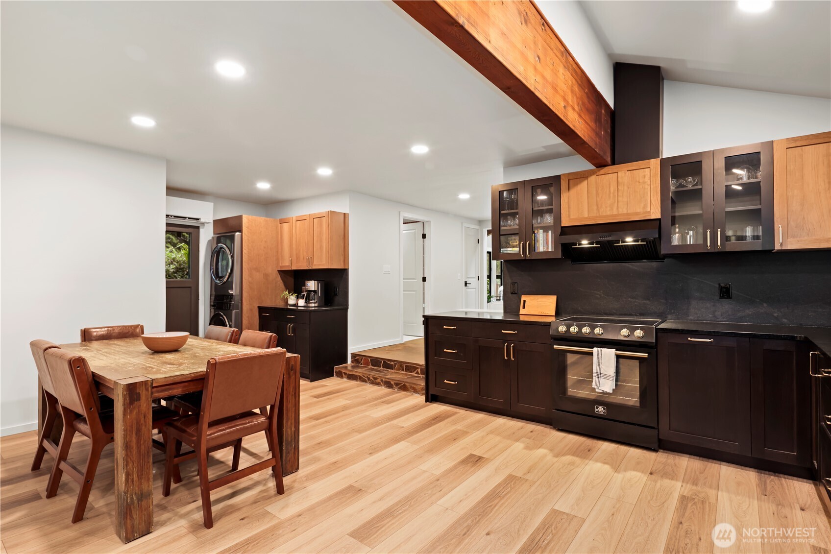 1311 Southwest Lake Roesiger Road Snohomish, WA 98290 - Photo 10 of 39 Gallery Image 10