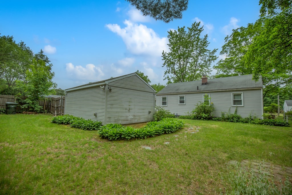 93 Aldrew Terrace Springfield, MA 01119 - Photo 27 of 35