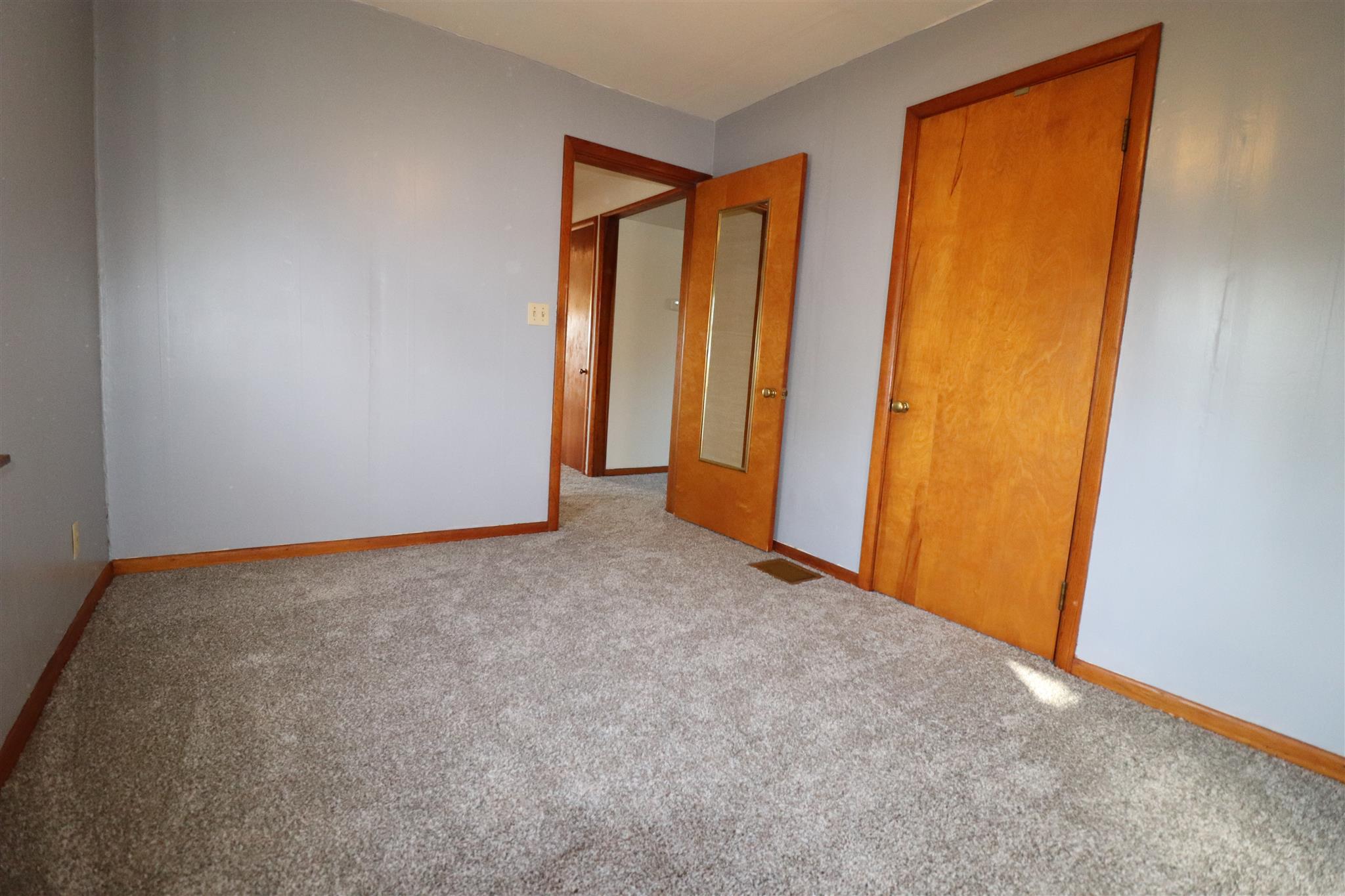 1375 North Harv-Wright Road Bloomfield, IN 47424 - Photo 18 of 28 Gallery Image 18