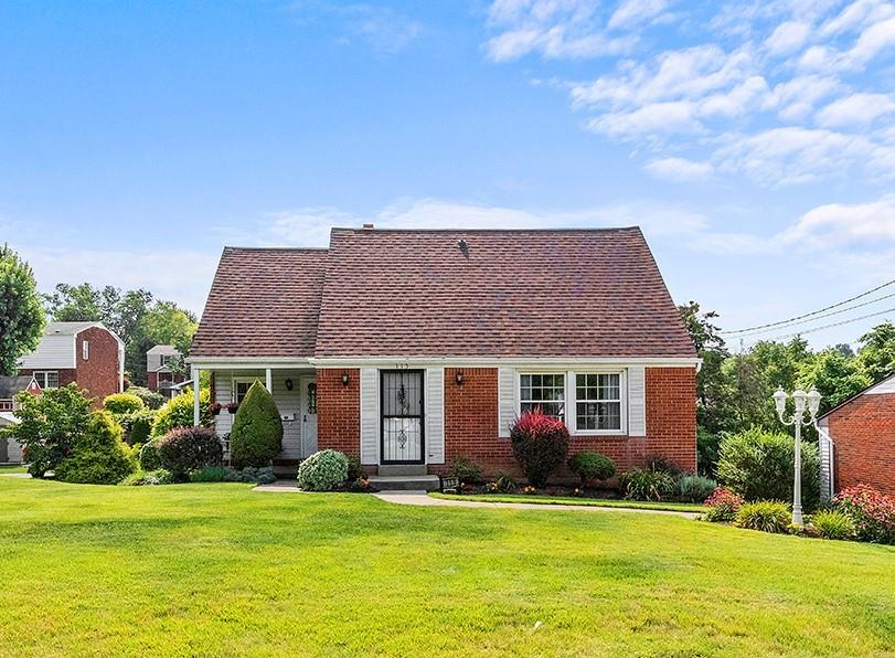 115 Cherrytree Road Carnegie, PA 15106 - Photo 1 of 25 Gallery Image 1