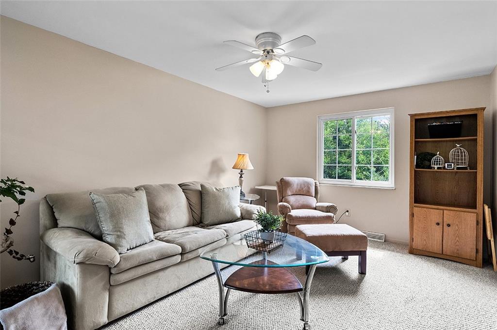 115 Cherrytree Road Carnegie, PA 15106 - Photo 16 of 25 Gallery Image 16