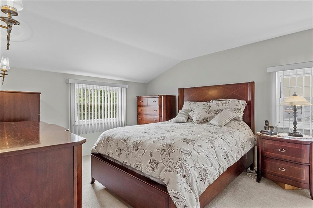 115 Cherrytree Road Carnegie, PA 15106 - Photo 17 of 25 Gallery Image 17