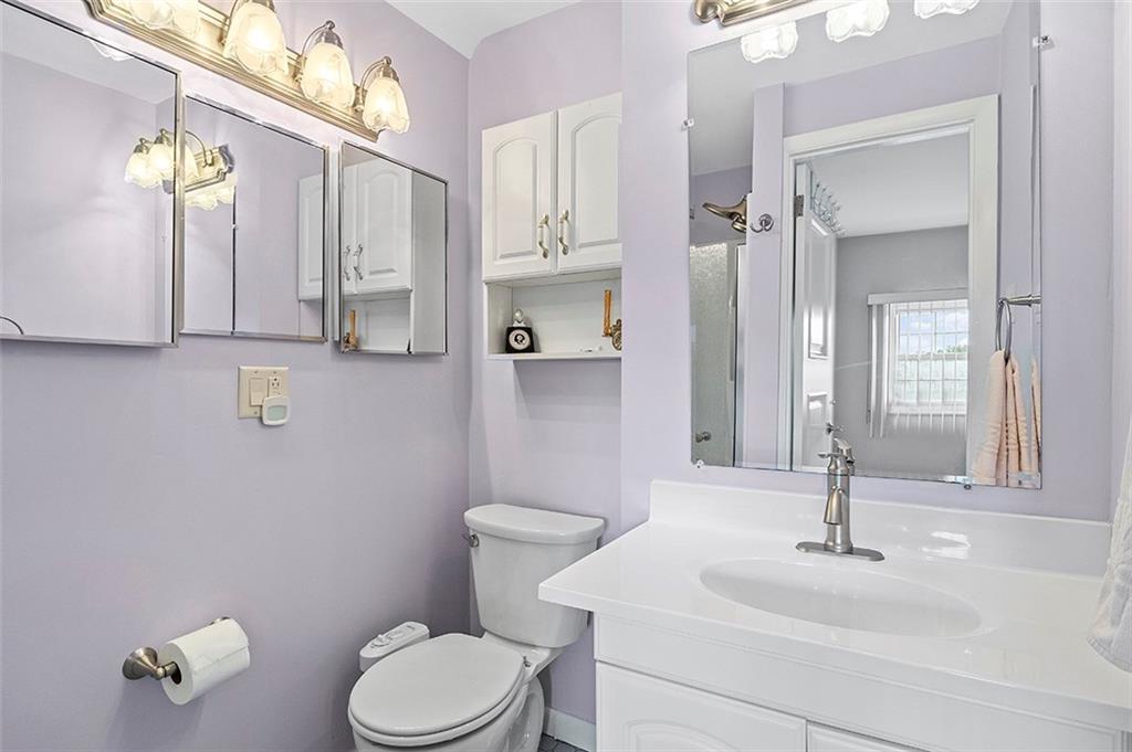 115 Cherrytree Road Carnegie, PA 15106 - Photo 19 of 25 Gallery Image 19
