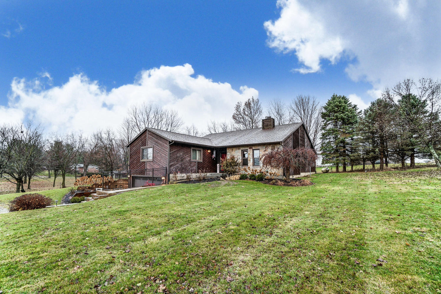 3525 Mumper Road Springfield, OH 45502 - Photo 3 of 49 Gallery Image 3