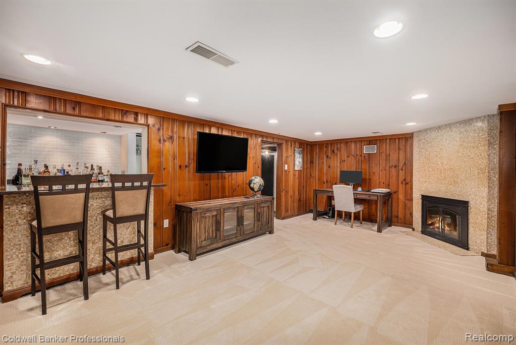 1358 Harvard Road Grosse Pointe Park, MI 48230 - Photo 31 of 52