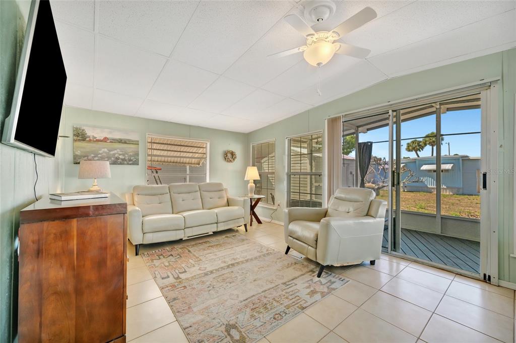 110 East St Lucia Loop Apollo Beach, FL 33572 - Photo 21 of 39